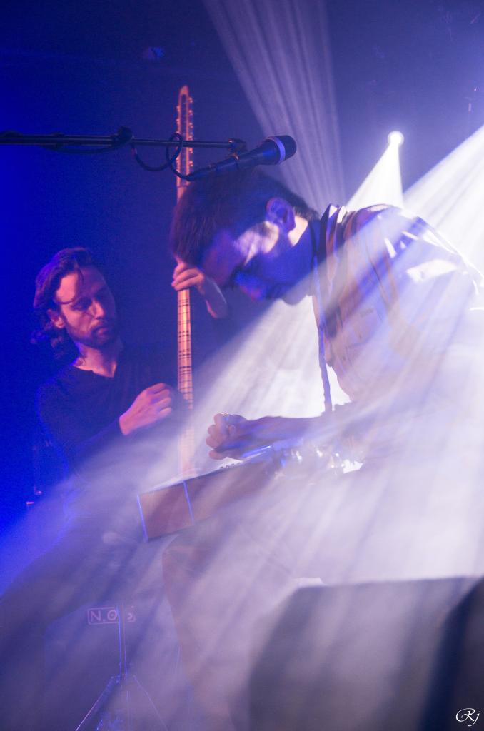 Sous les projecteurs